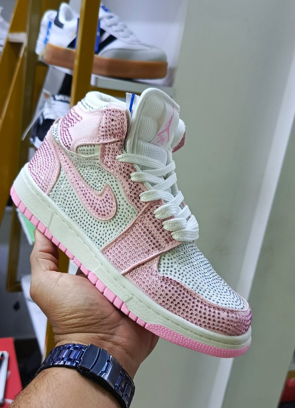 Tenis Estilo Retro - Edición Brillante
