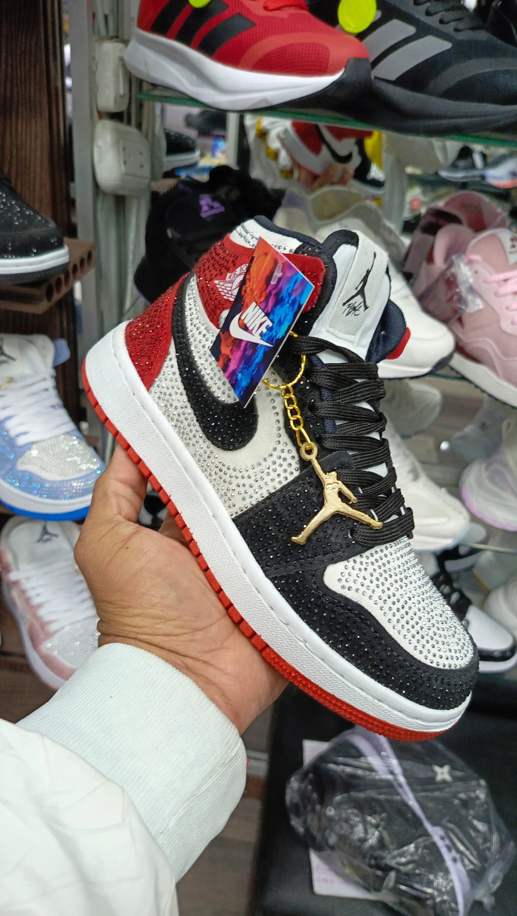 Tenis Estilo Retro - Edición Brillante