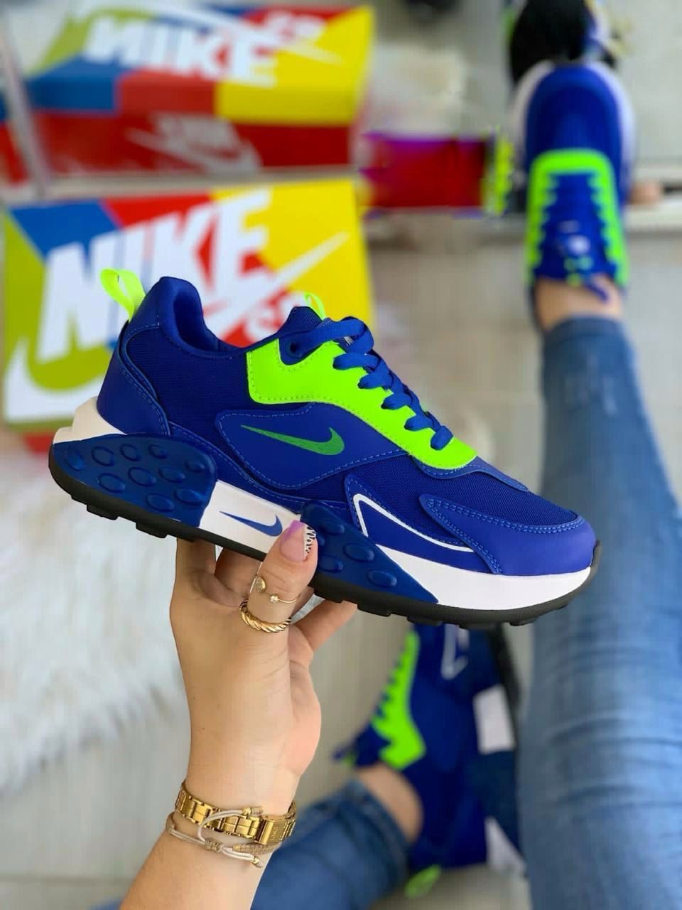 Tenis Estilo "Nike Monsters": El Toque Urbano Que Tu Outfit Necesita - Ofertas Vibra